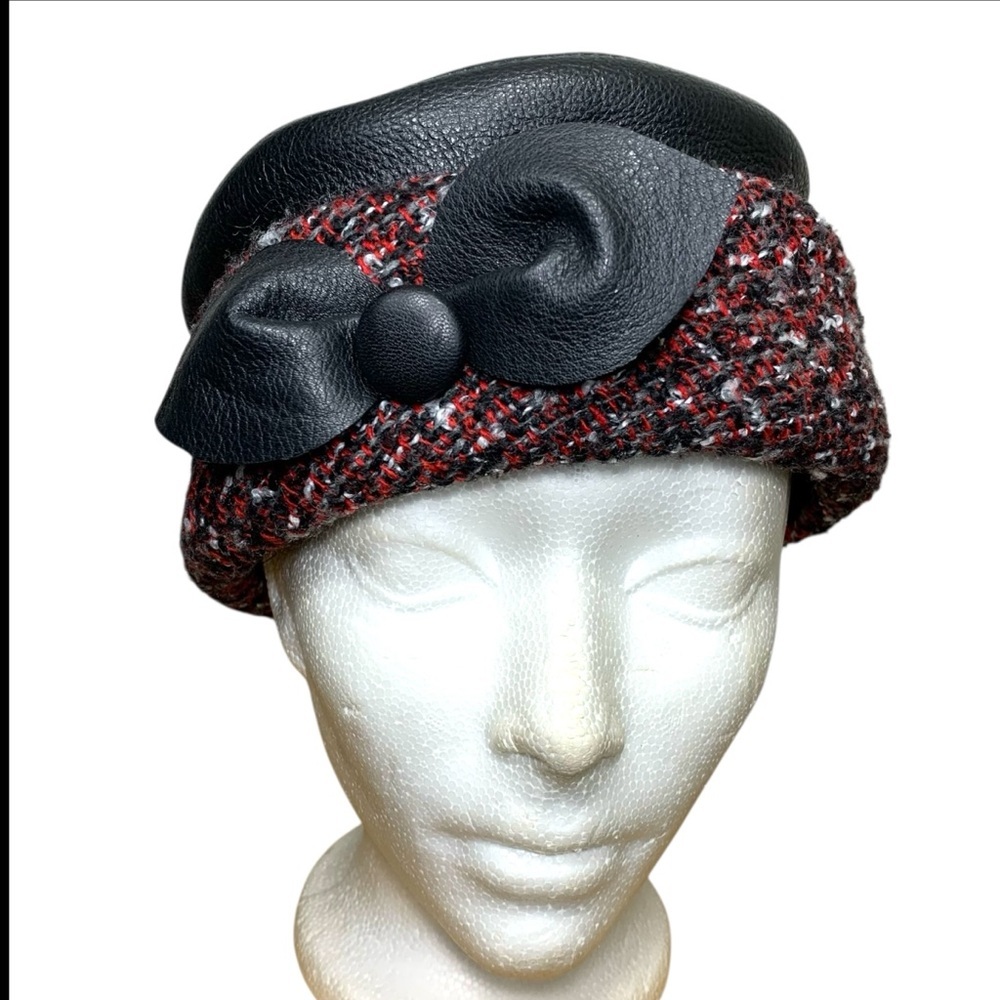 Vintage Black Leather Hat Beret Red Tweed Quilted Lined Front Bow Made Canada